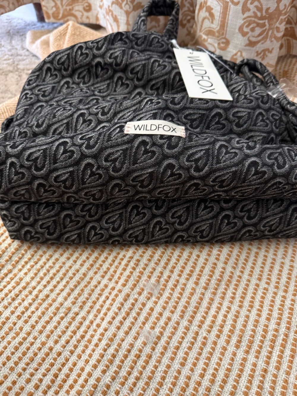 WILDFOX Black Heart Jacquard Drawstring Tote Bag/Backpack - Picture 7 of 7